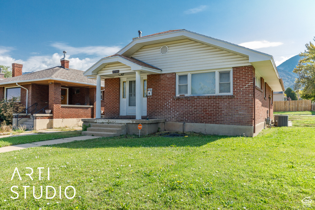 Photo 3 for MLS #2109572 at 2784 Van Buren Ave