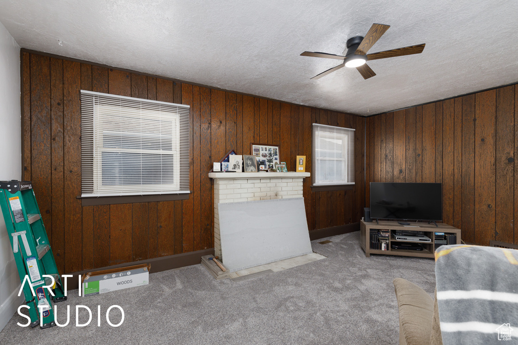 Photo 8 for MLS #2109572 at 2784 Van Buren Ave