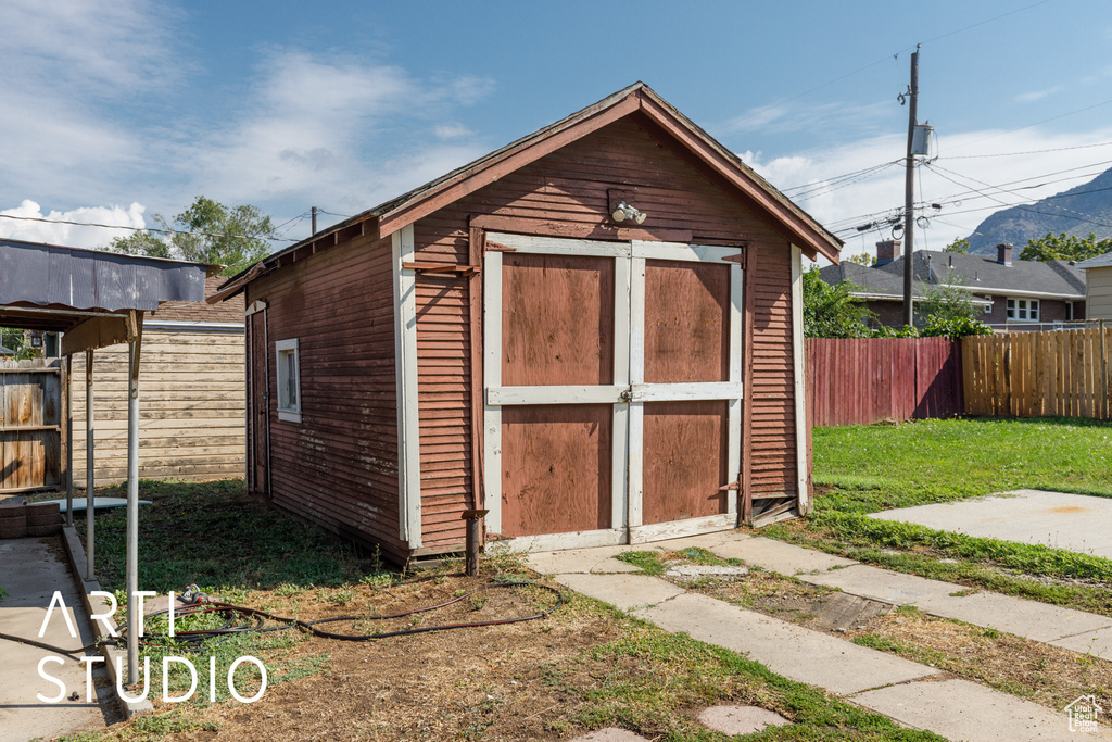 Photo 28 for MLS #2109572 at 2784 Van Buren Ave