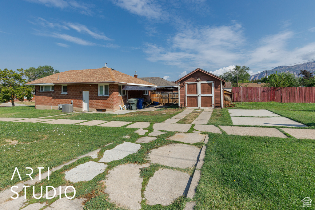 Photo 21 for MLS #2109572 at 2784 Van Buren Ave