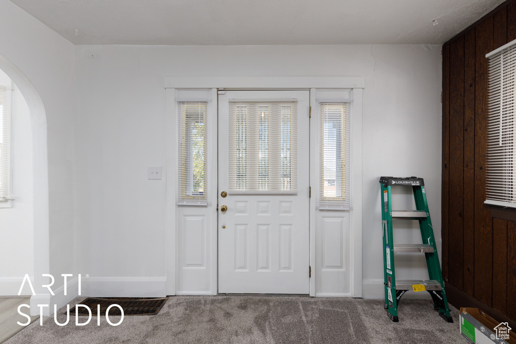 Photo 6 for MLS #2109572 at 2784 Van Buren Ave