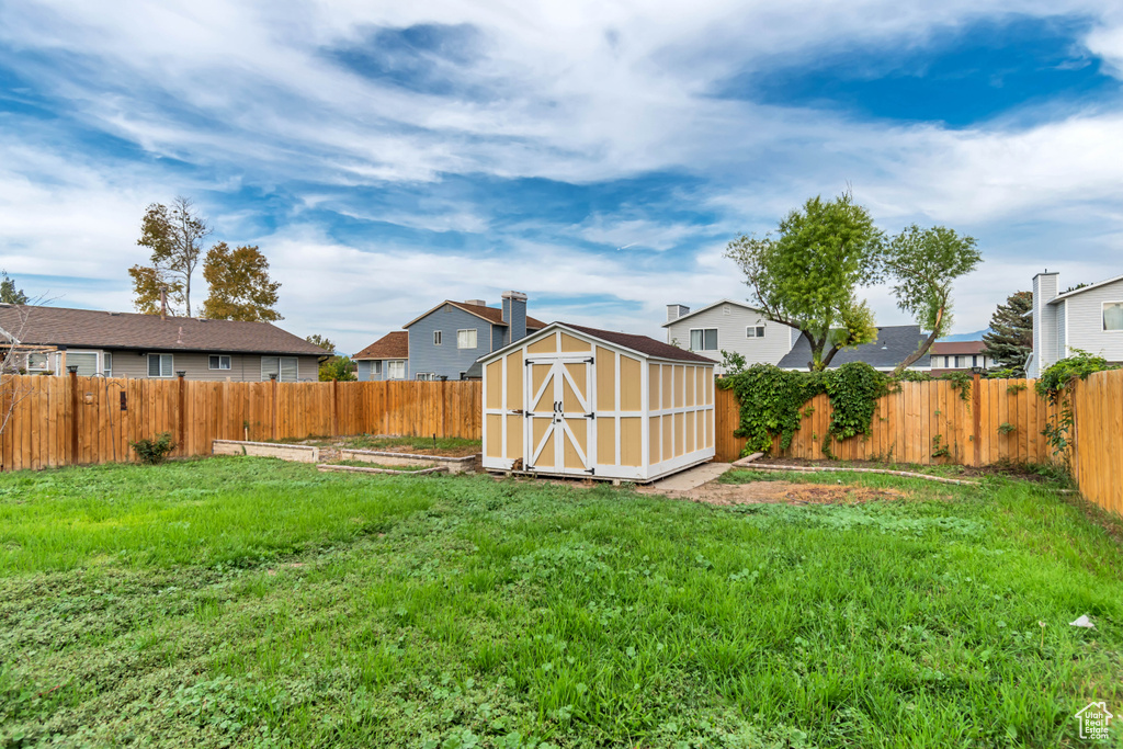 6905 S SANDLILY CIR West Jordan, UT 84081