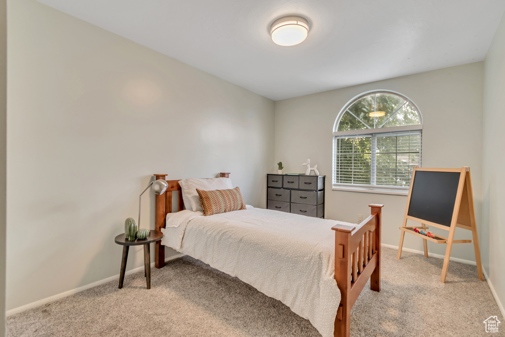 6905 S SANDLILY CIR West Jordan, UT 84081