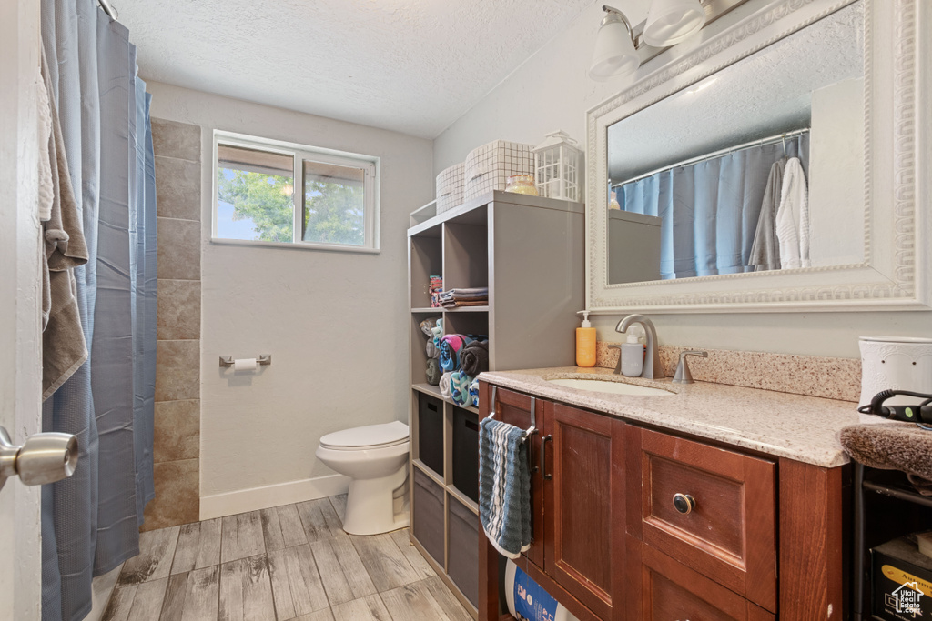 4516 S 4000 W West Valley City, UT 84120