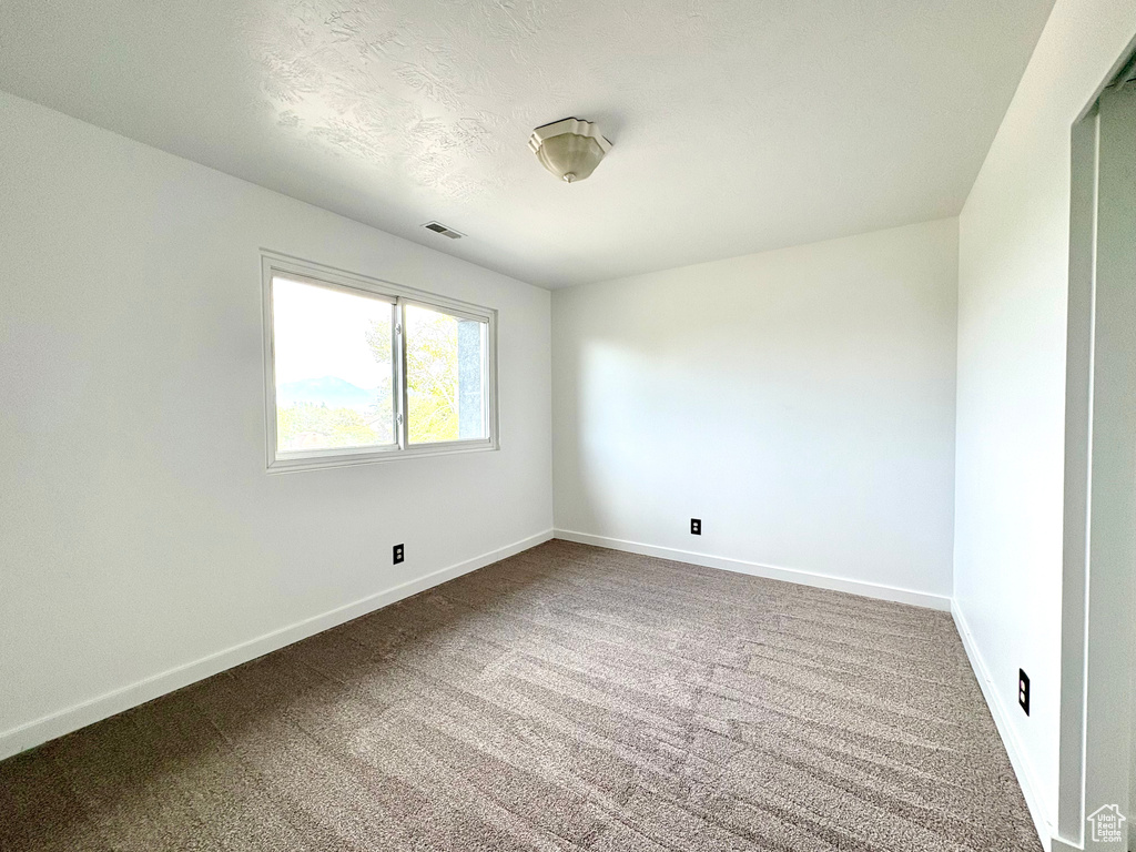 8854 S ROCKY CREEK DR West Jordan, UT 84081