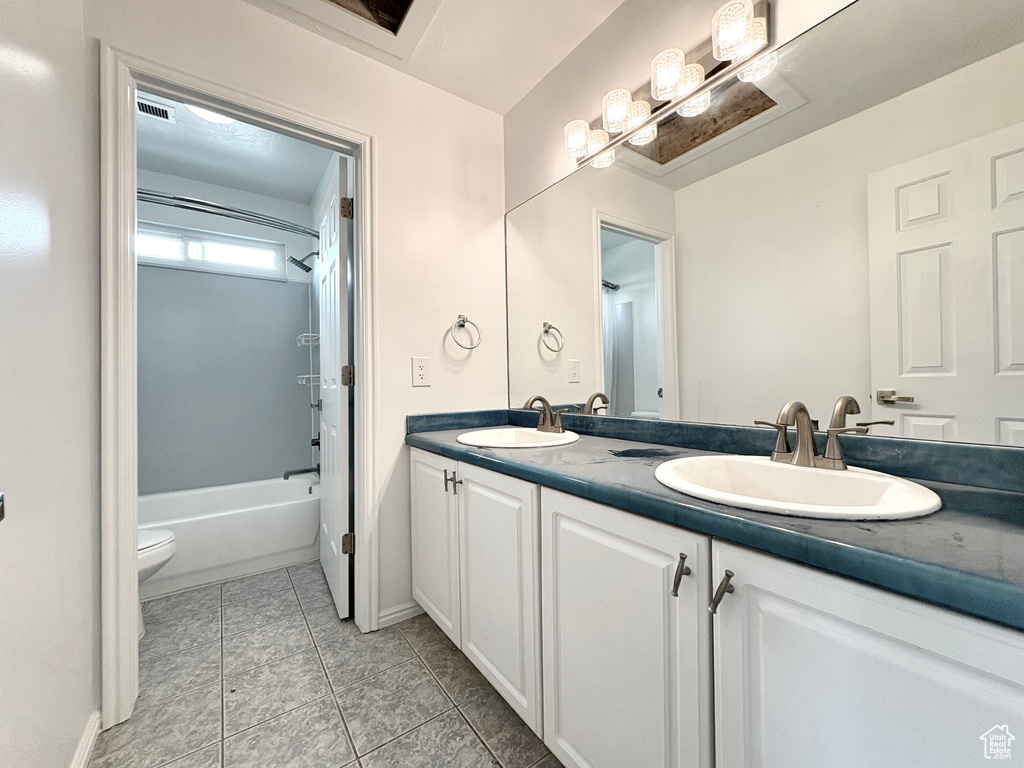 8854 S ROCKY CREEK DR West Jordan, UT 84081