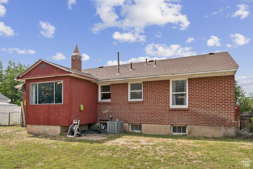 3472 S FOWLER AVE Ogden, UT 84403