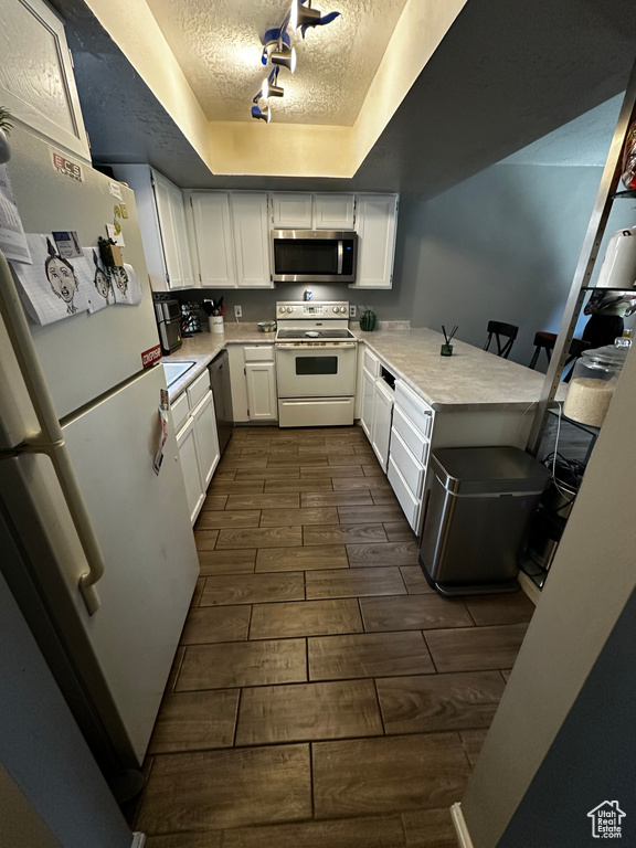 Photo 5 for MLS #2109583 at 8722 S Oakwood Park Cir  #8722