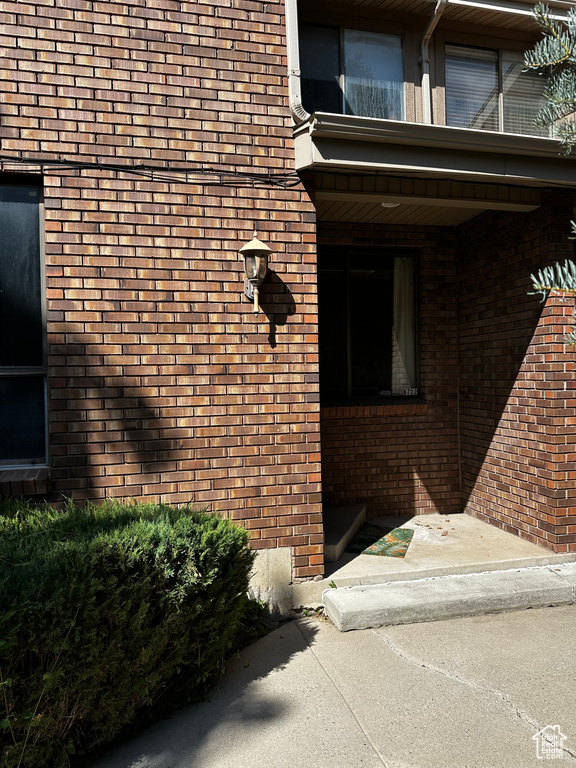 Photo 2 for MLS #2109583 at 8722 S Oakwood Park Cir  #8722