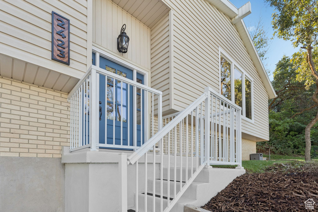 2423 S ELAINE DR Bountiful, UT 84010