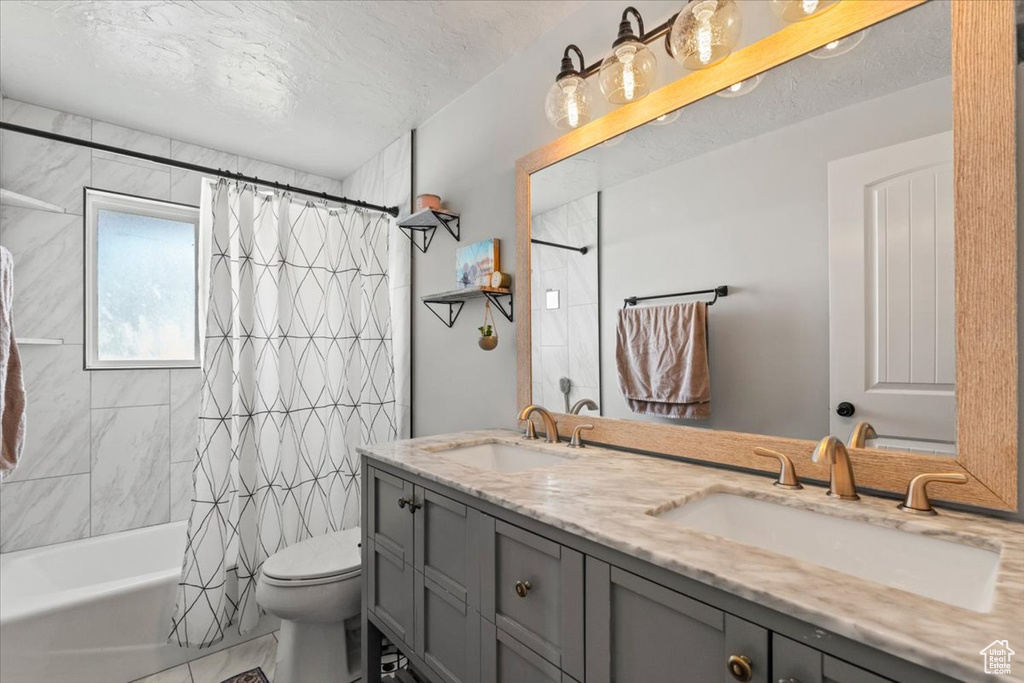 1045 N 390 W Sunset, UT 84015