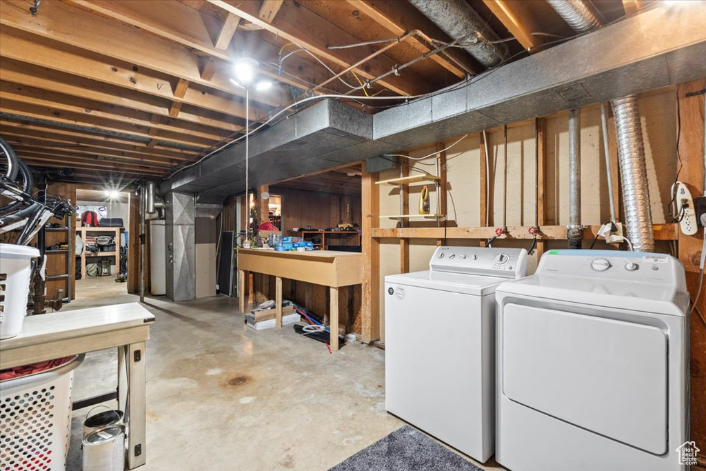 1045 N 390 W Sunset, UT 84015