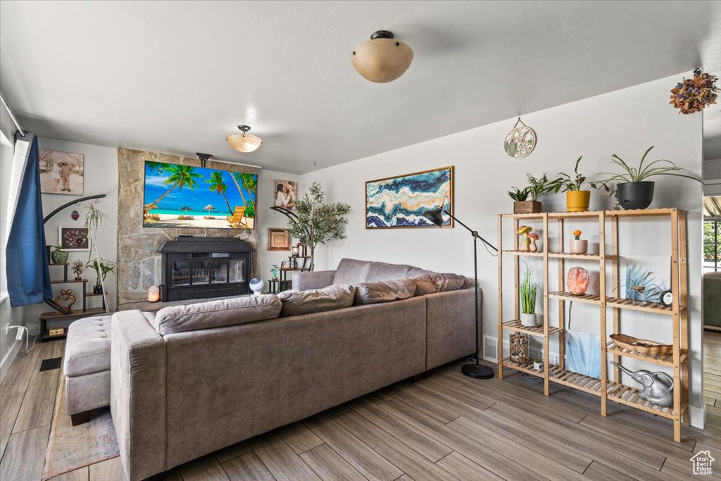 1045 N 390 W Sunset, UT 84015