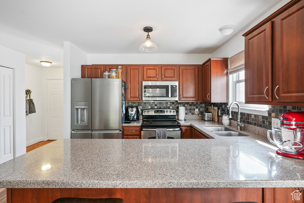 8012 S 865 E Sandy, UT 84094
