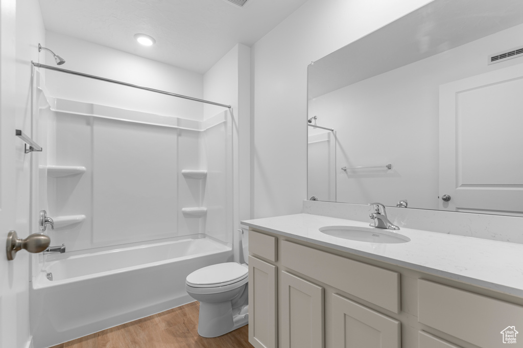 Photo 10 for MLS #2109593 at 1503 E 690 North #1108