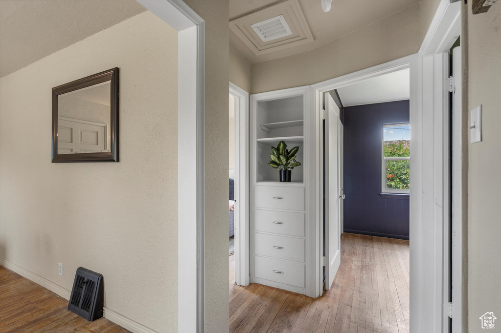 Photo 15 for MLS #2109597 at 189 E Ross Dr