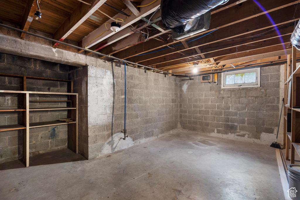 Photo 22 for MLS #2109597 at 189 E Ross Dr