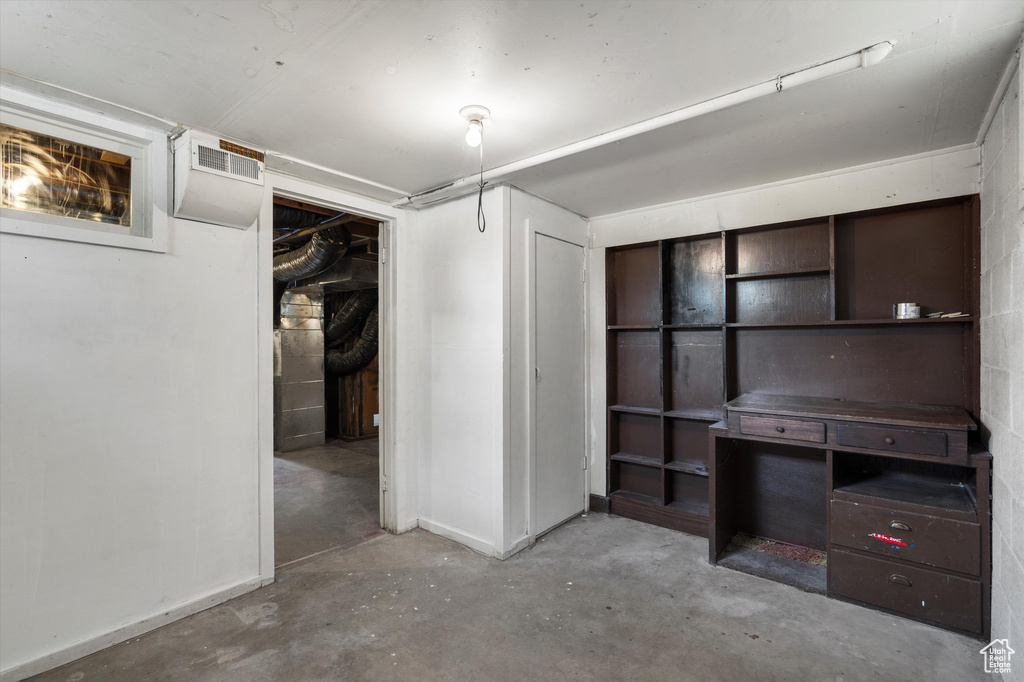 Photo 20 for MLS #2109597 at 189 E Ross Dr