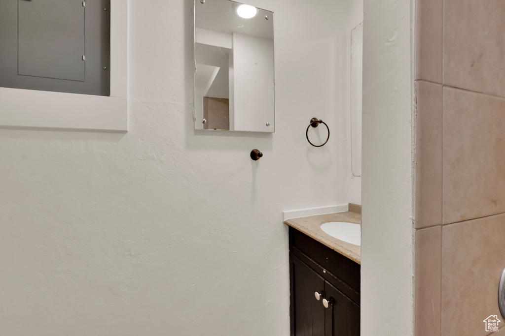 360 E 400 N Centerville, UT 84014