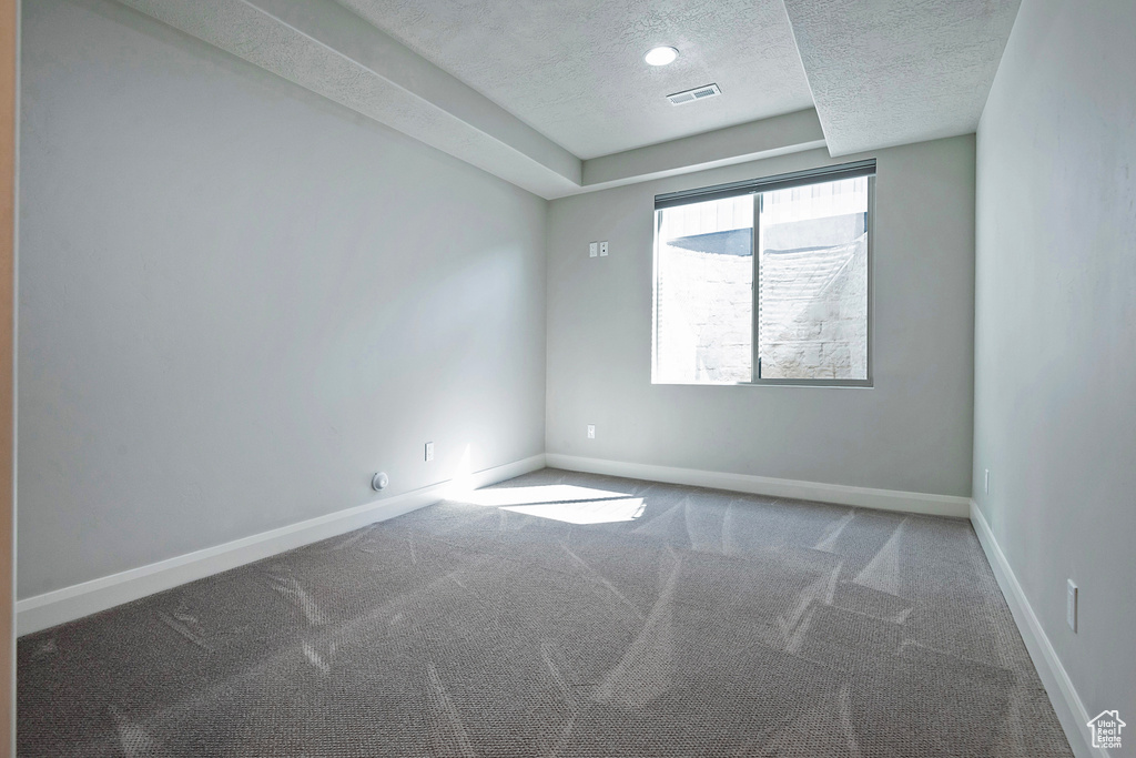 86 E 1675 S Farmington, UT 84025
