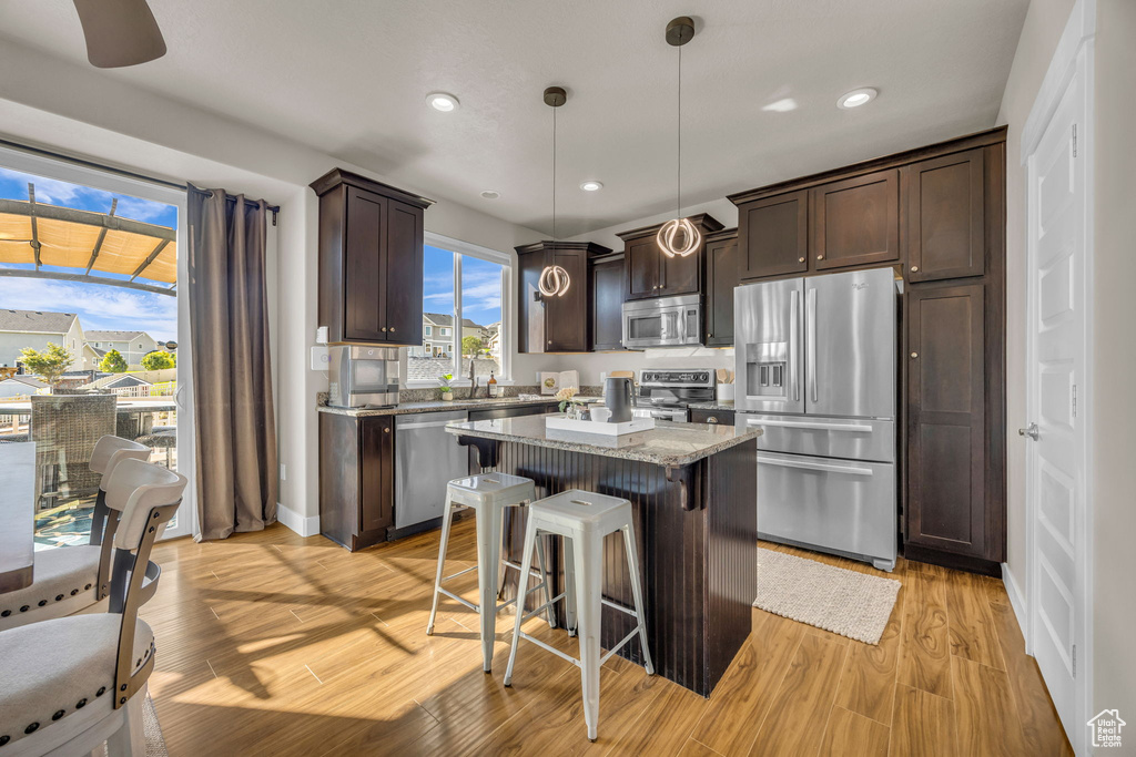 501 W FOX HOLLOW DR Saratoga Springs, UT 84045