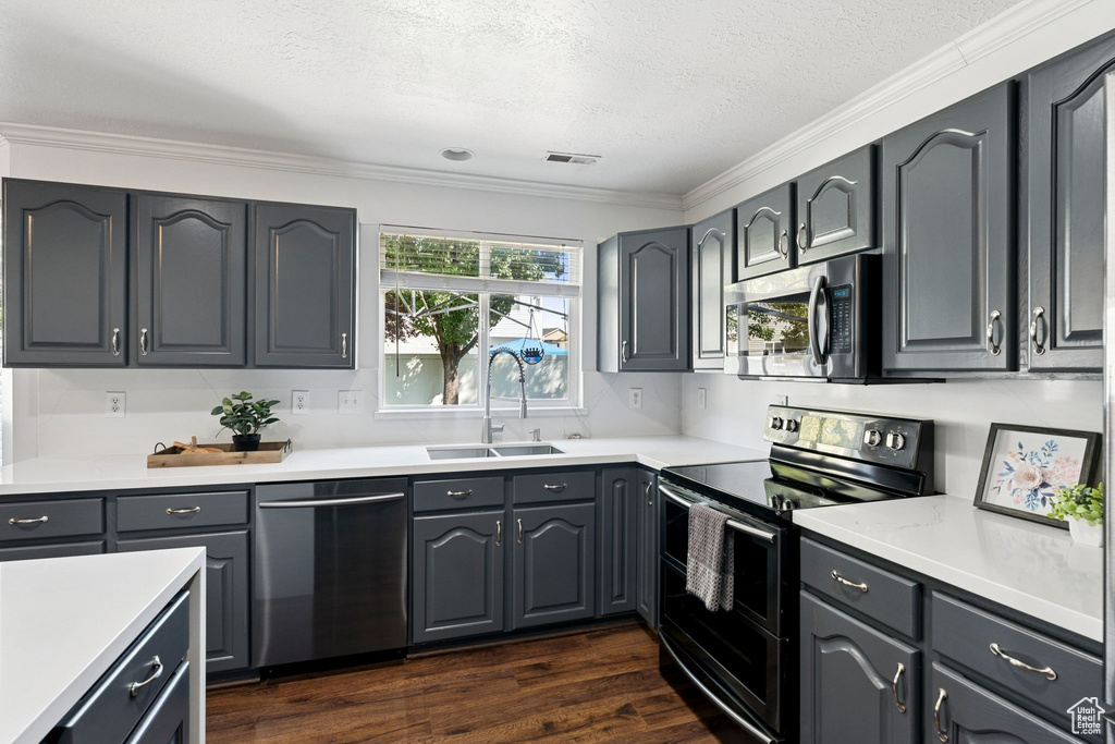 Photo 14 for MLS #2109620 at 1052 Oldham Dr