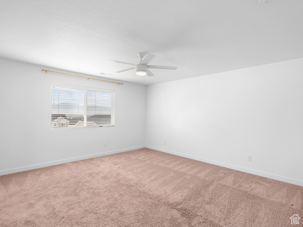 2132 N ELDERBERRY DR Saratoga Springs, UT 84045