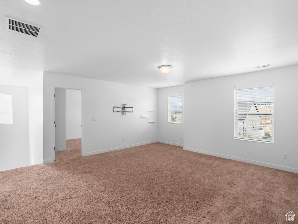 2132 N ELDERBERRY DR Saratoga Springs, UT 84045