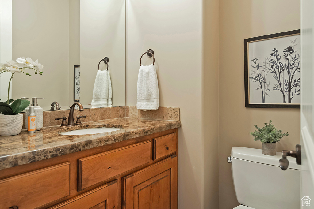 Photo 39 for MLS #2109622 at 2221 E Fisher Ln