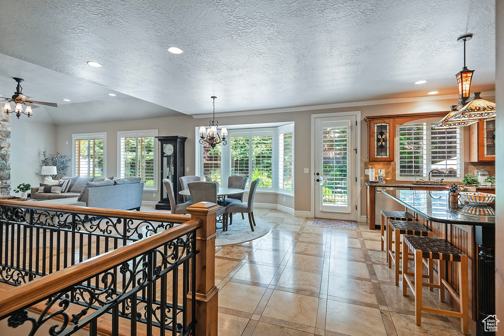 Photo 11 for MLS #2109622 at 2221 E Fisher Ln