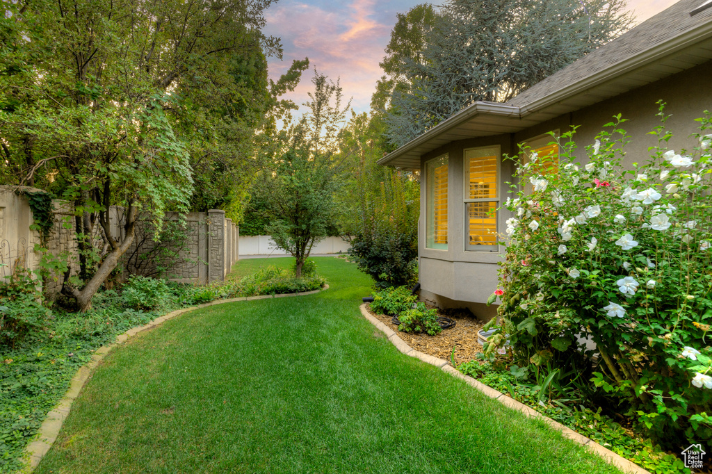Photo 47 for MLS #2109622 at 2221 E Fisher Ln