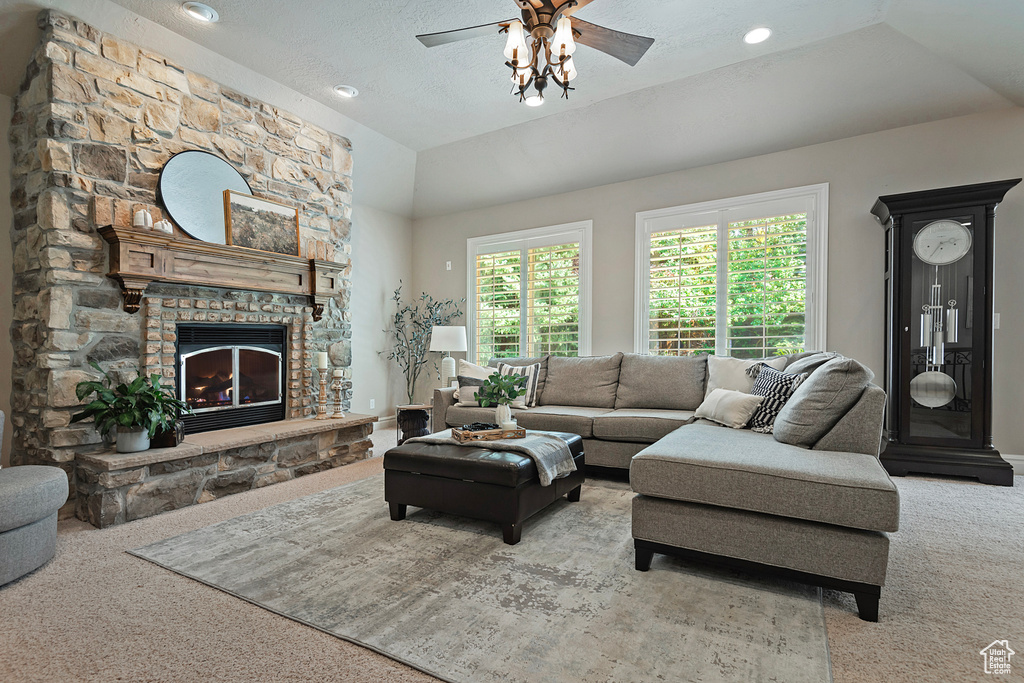 Photo 12 for MLS #2109622 at 2221 E Fisher Ln