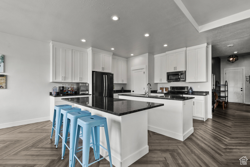 Photo 10 for MLS #2109627 at 3152 Harvard Dr