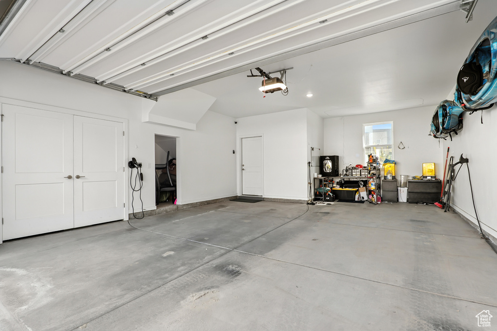 11268 S HOLLY SPRINGS DR South Jordan, UT 84009