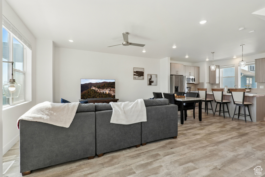 11268 S HOLLY SPRINGS DR South Jordan, UT 84009