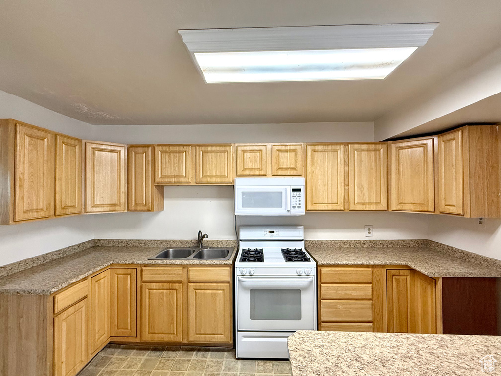 Photo 8 for MLS #2109633 at 4411 W 5655 South