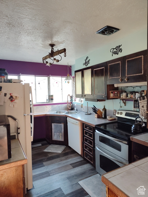 Photo 6 for MLS #2109637 at 816 32nd St