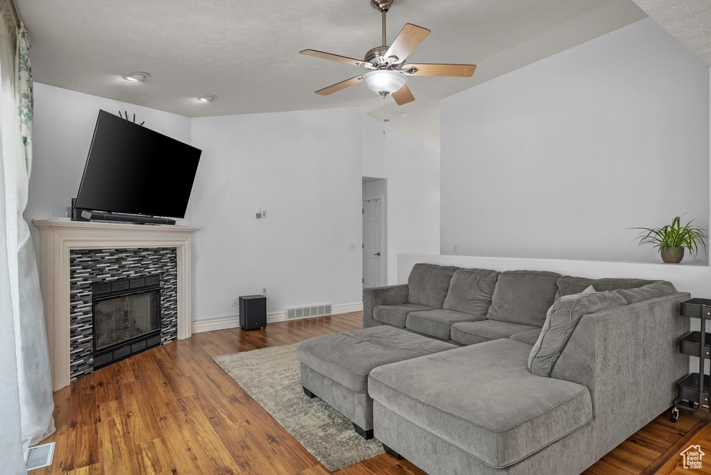 Photo 6 for MLS #2109642 at 7641 S Kings Bridge Dr