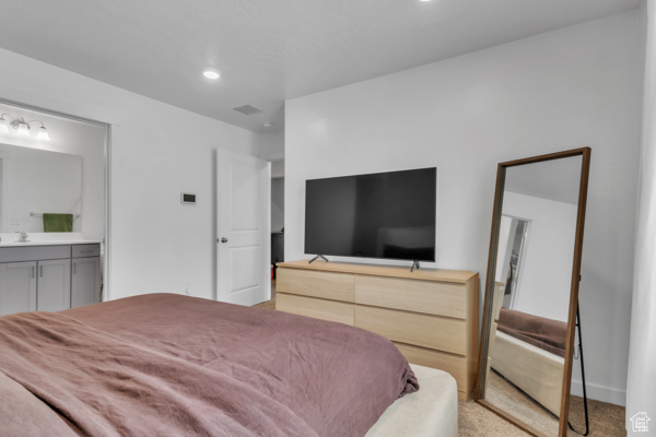 Photo 12 for MLS #2109643 at 1056 E Waterway Ln