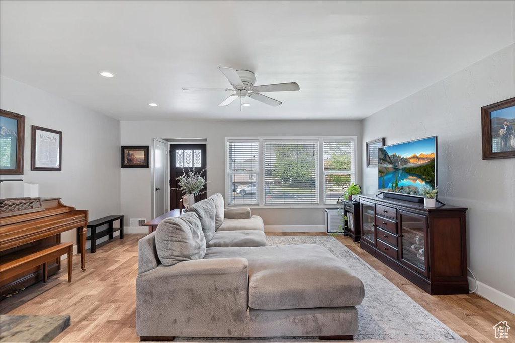 400 N 100 RD Kaysville, UT 84037