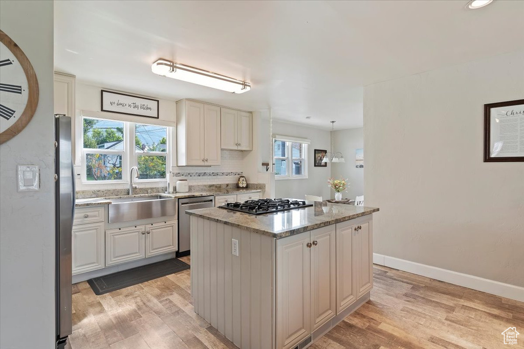 400 N 100 RD Kaysville, UT 84037