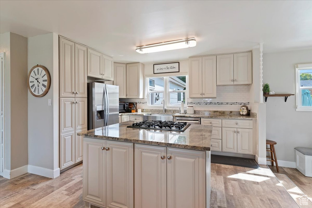 400 N 100 RD Kaysville, UT 84037