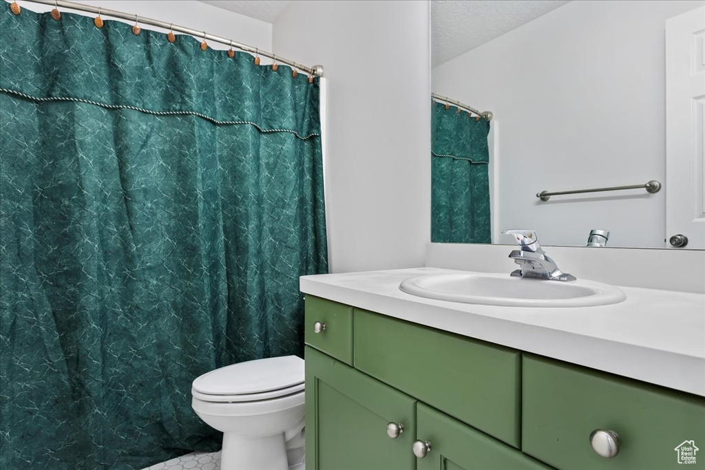 1043 E FORT LN Ogden, UT 84404