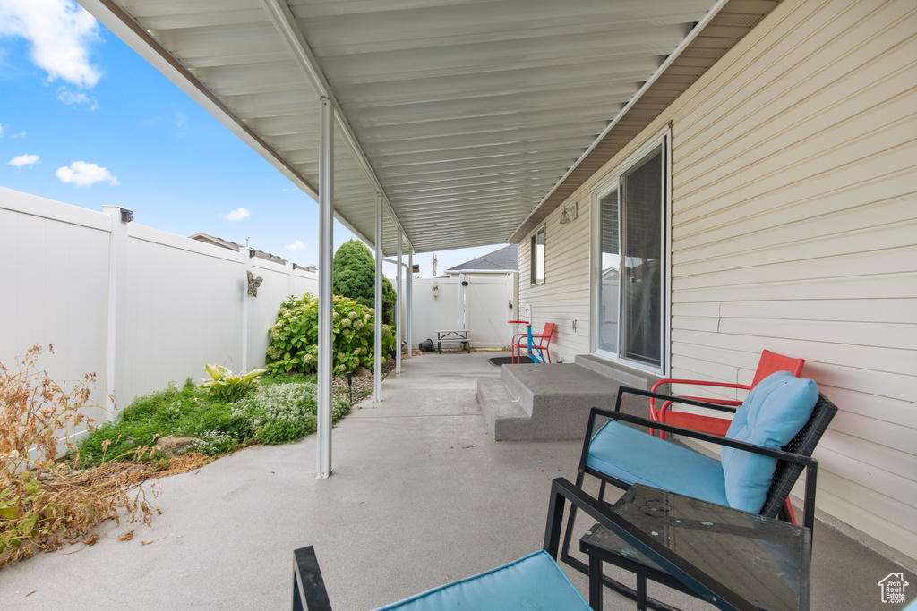 4598 S BLOSSOM GLEN WAY Roy, UT 84067