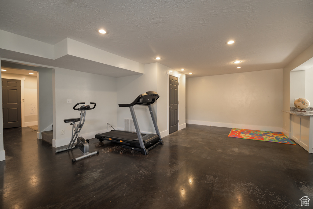 2215 W 1500 N Vernal, UT 84078