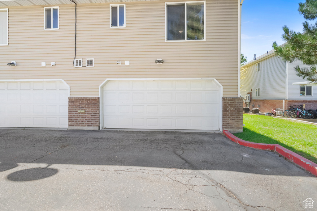482 E 475 N Harrisville, UT 84404