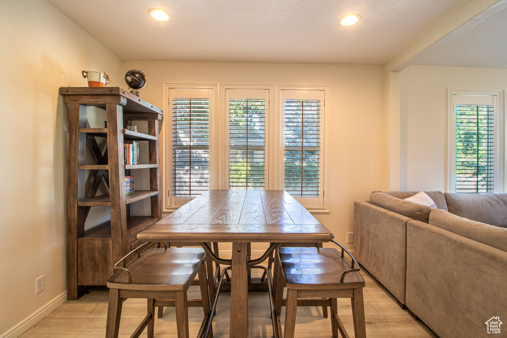 4194 S CAROLEEN WAY Salt Lake City, UT 84124
