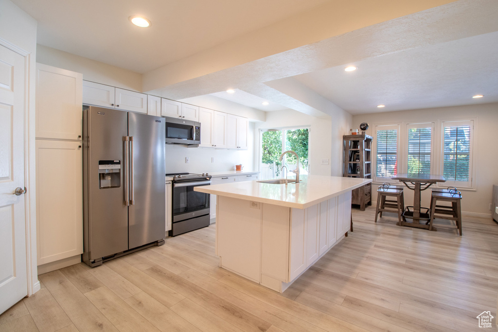 4194 S CAROLEEN WAY Salt Lake City, UT 84124