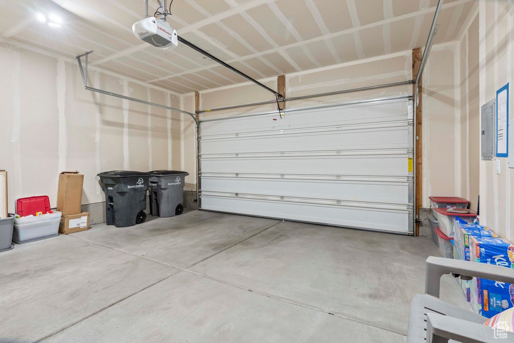 Photo 21 for MLS #2109691 at 1718 W Thira Ln