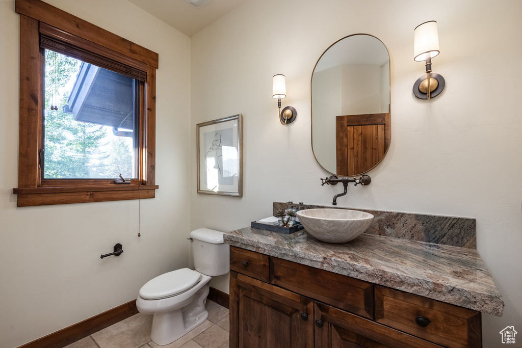 Photo 42 for MLS #2109708 at 3592 Solamere Dr